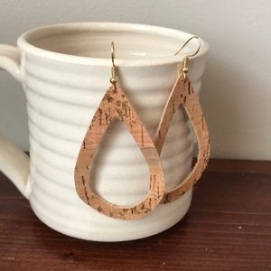 Gold cork cutout teardrop earrings